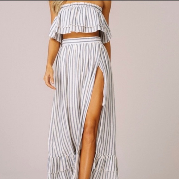 🌸2 Pc. Set🌸Listicle Striped Layered Crop Top & Maxi Skirt Set. - Picture 2 of 15
